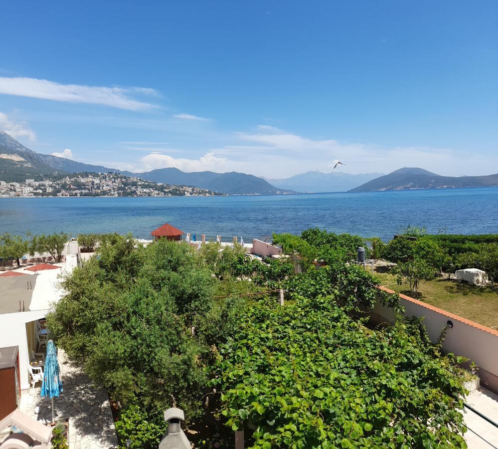 Apartments Maxi Katic Herceg Novi Bilik gambar